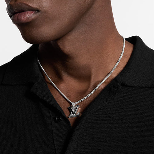 루이비통 LV 스파이크 (LV Spike) 펜던트 · 조** 고객님